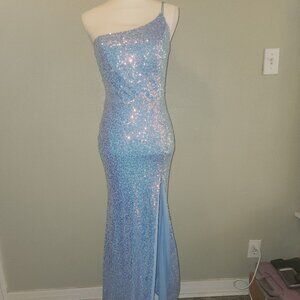 NWT Midnight Doll Prom Dress - Iridescent Blue Sequin/size 5